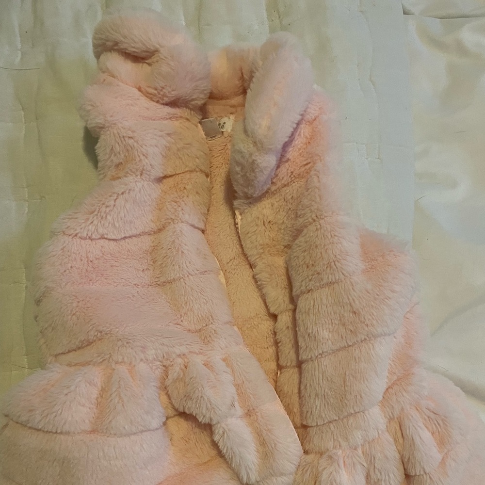 Mud pie 2-3T fuzzy pink vest